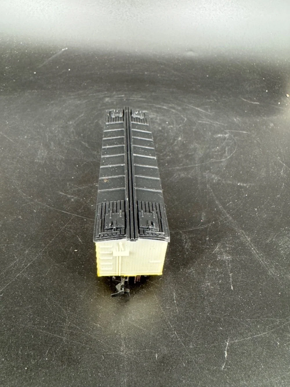 Life-Like Ho Scale Swift Refrigerator Line SRLX 1020 Reefer Train Car & Box